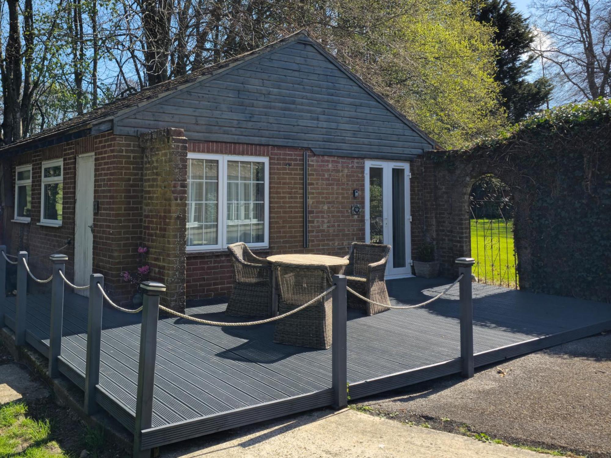 Grandwood House Lodges Chichester Eksteriør billede